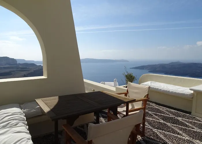 360 Blue Fira (Santorini)